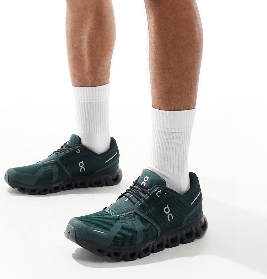 On Running Cloud 6 Evergreen Black