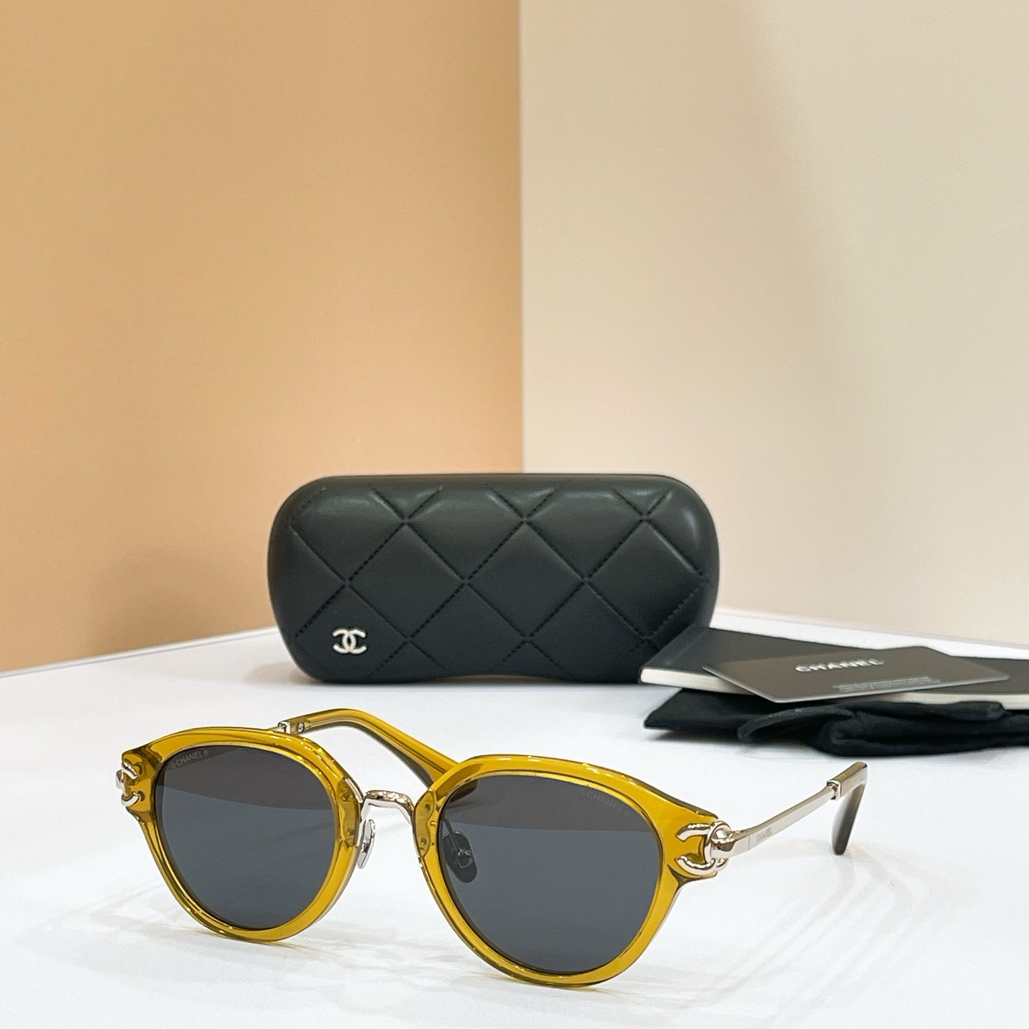 CHANEL Sunglasses 5575