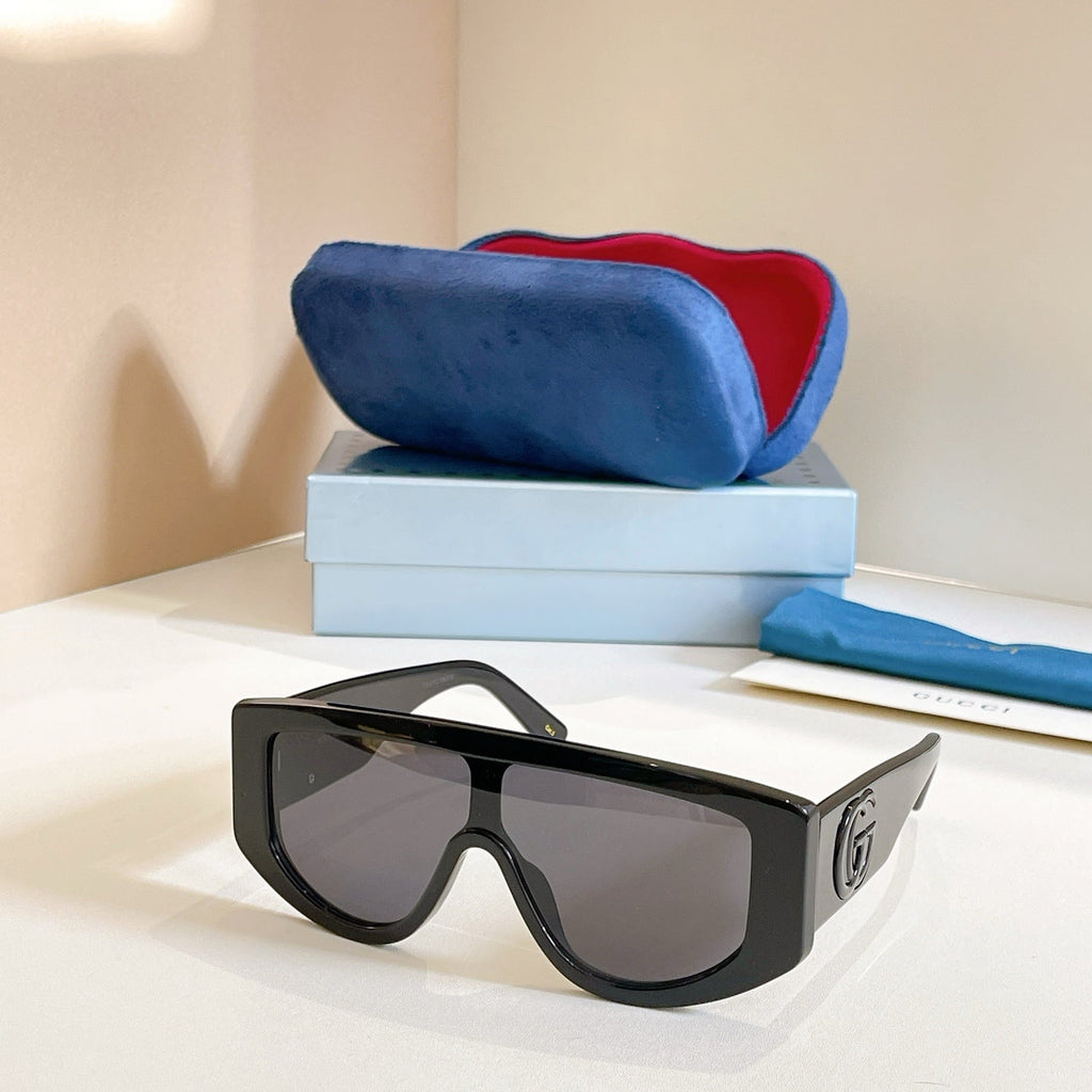 GUCCI Sunglasses GG1950S