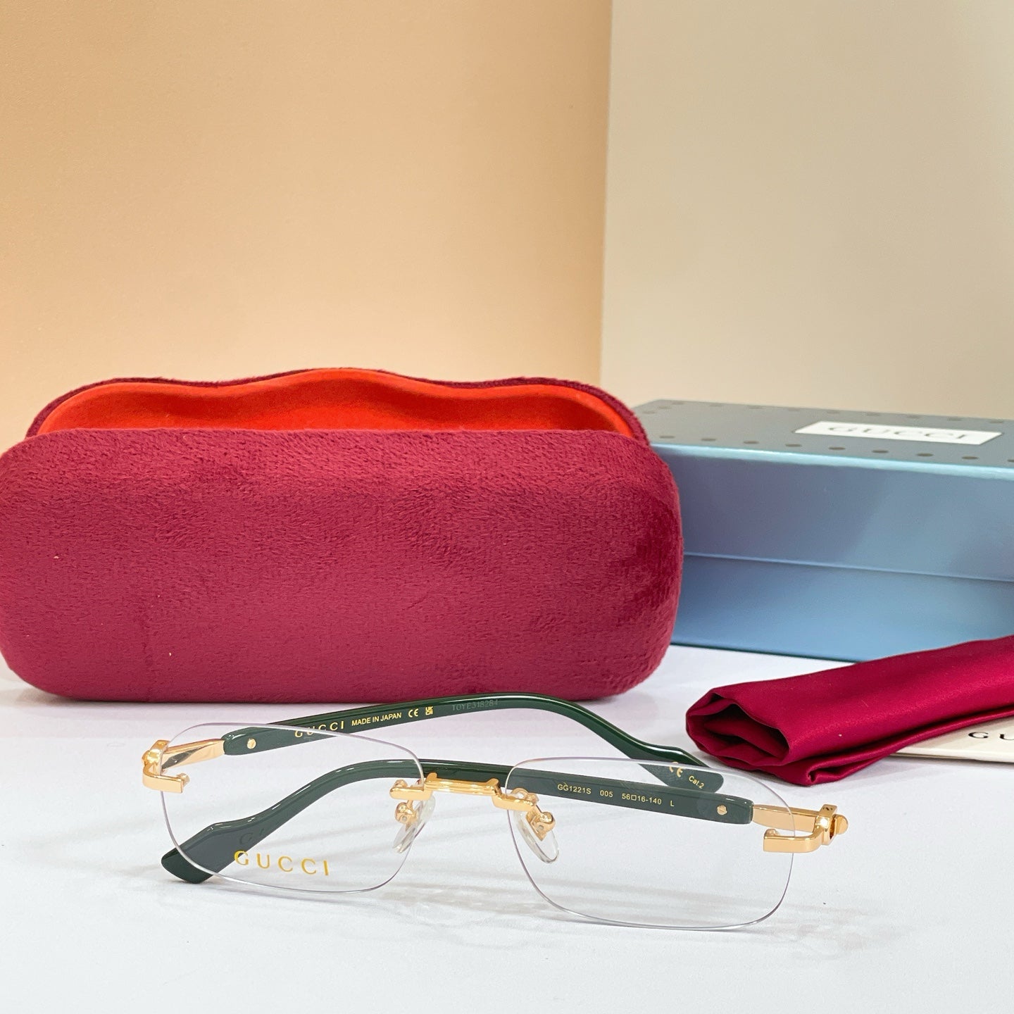 GUCCI Sunglasses GG1221S