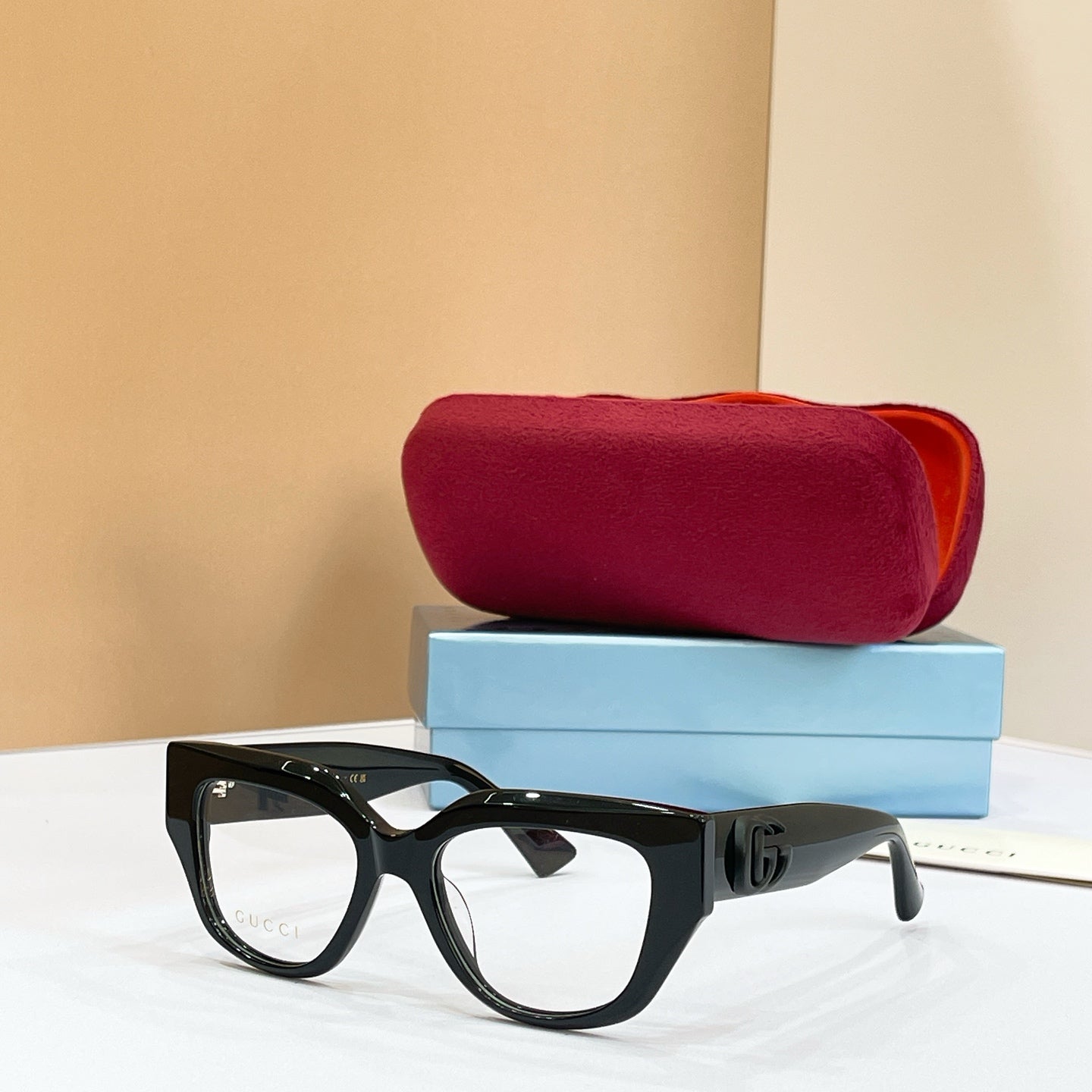 GUCCI Eyeglasses GG1847O