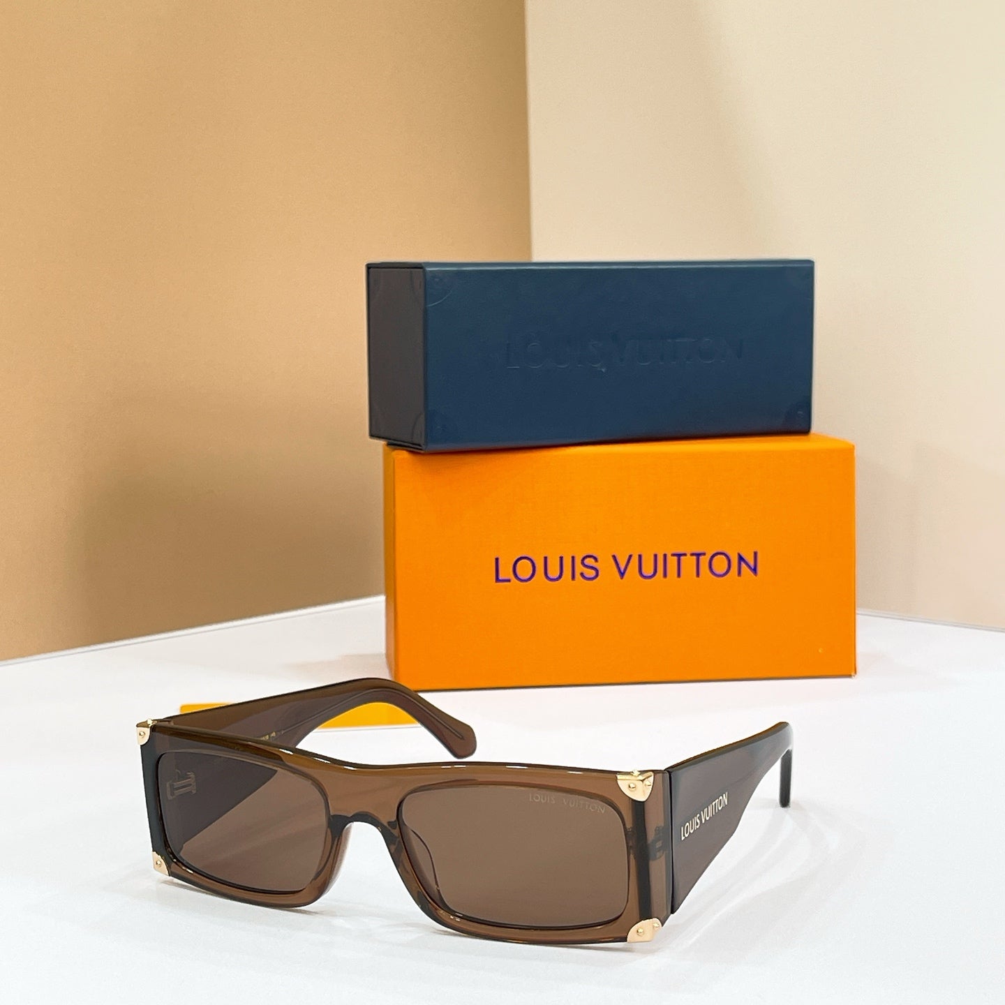 LOUIS VUITTON Sunglasses Z3158U