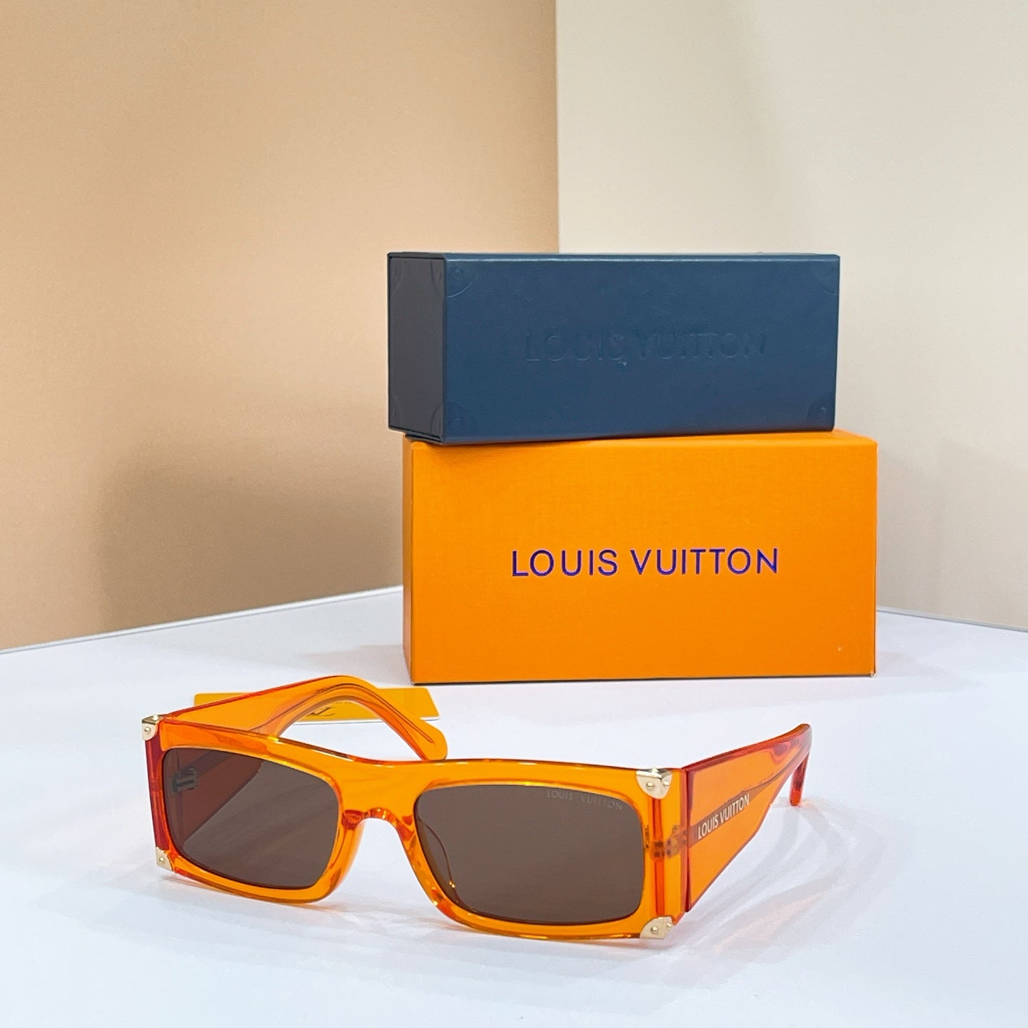 LOUIS VUITTON Sunglasses Z3158U