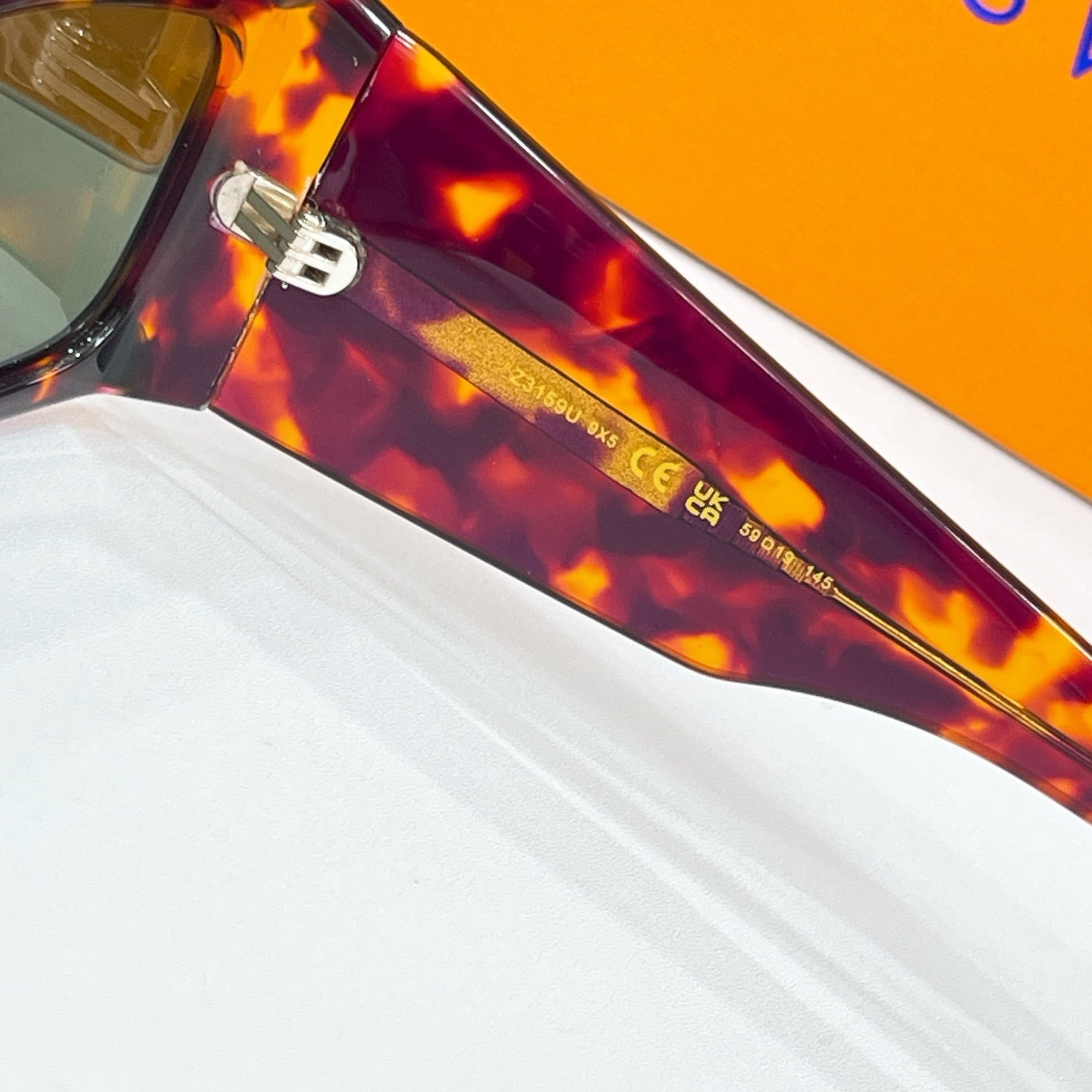 LOUIS VUITTON Sunglasses Z3158U
