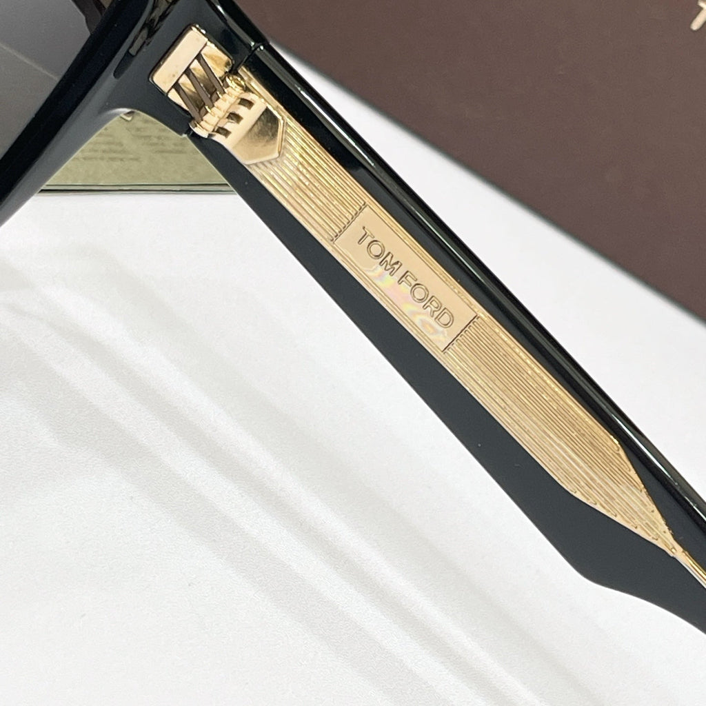 TOM FORD Eyeglasses TF1202