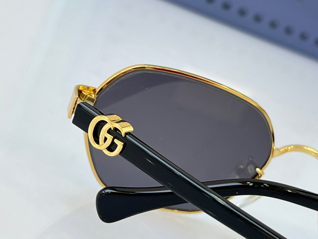 GUCCI Sunglasses GG1593S