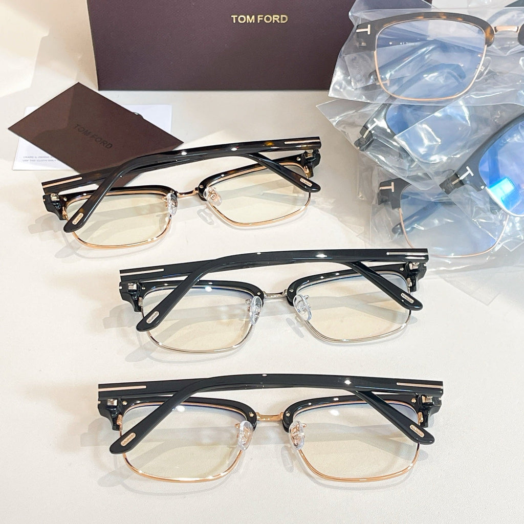 TOM FORD Eyeglasses TF5635