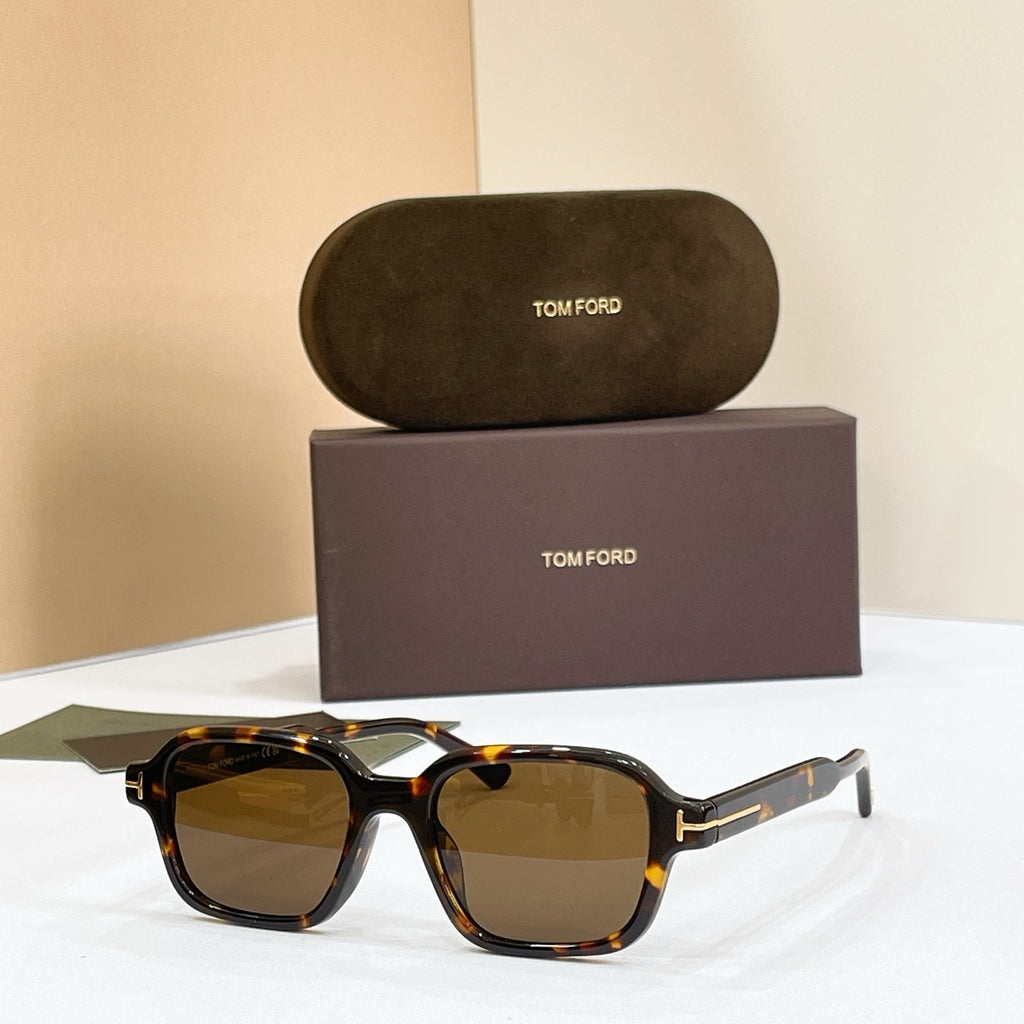 TOM FORD Eyeglasses FT6123