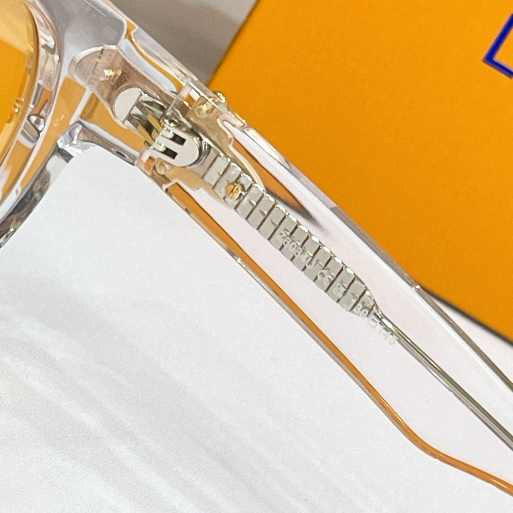LOUIS VUITTON Sunglasses Z6087U
