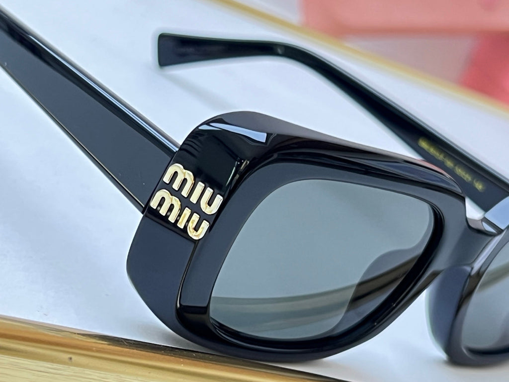 MIU MIU Sunglasses SMU B13-F