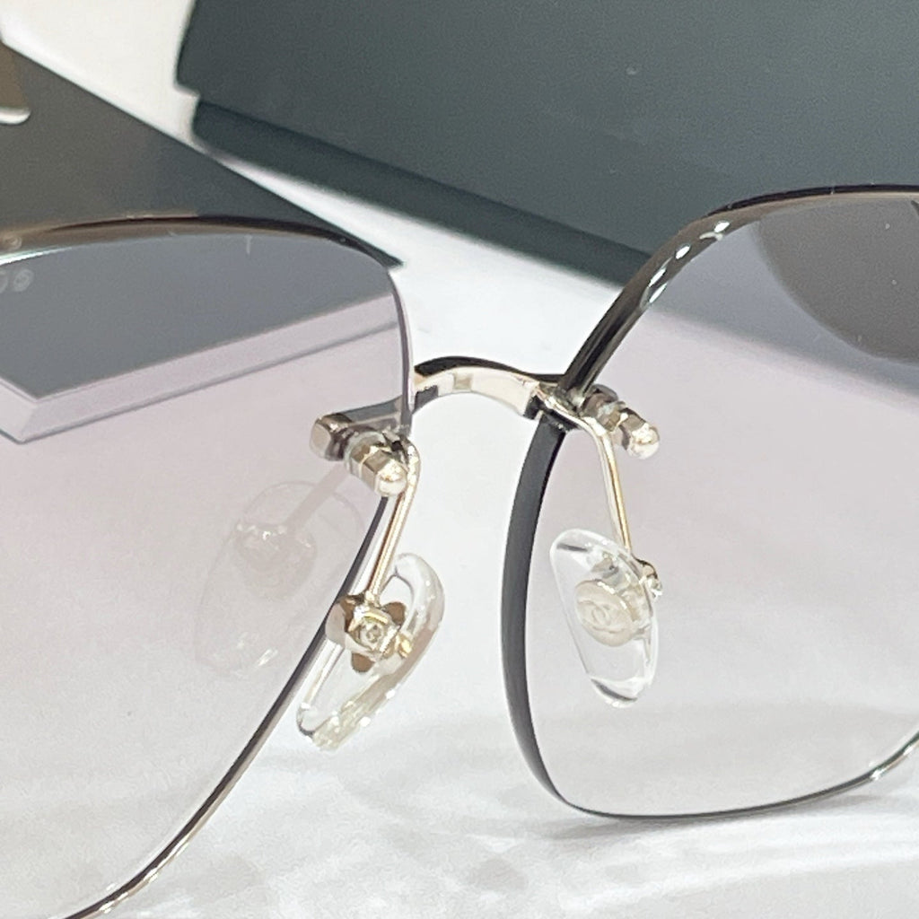 CHANEL Sunglasses CH7300B