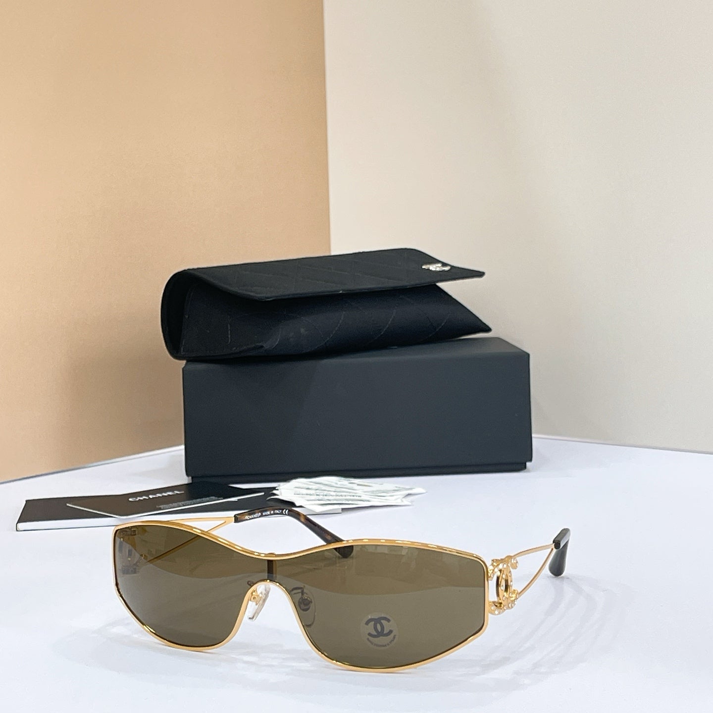 CHANEL Sunglasses CH4073