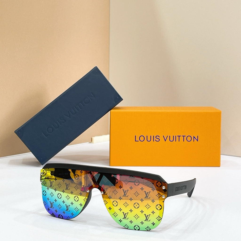 LOUIS VUITTON Sunglasses Z2878U