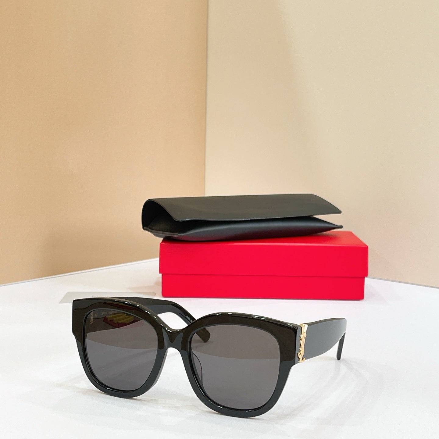 SAINT LAURENT Sunglasses SL M95