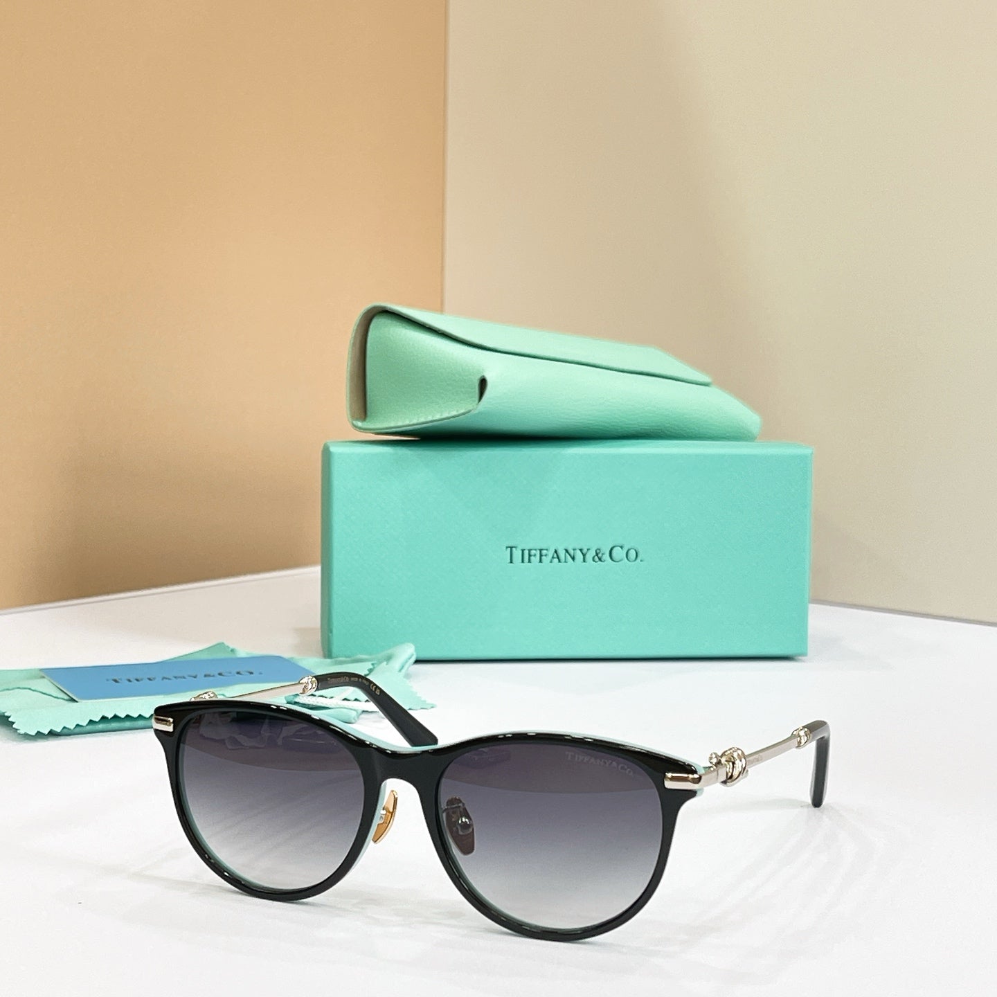 TIFFANY & CO. Sunglasses OTF2279D
