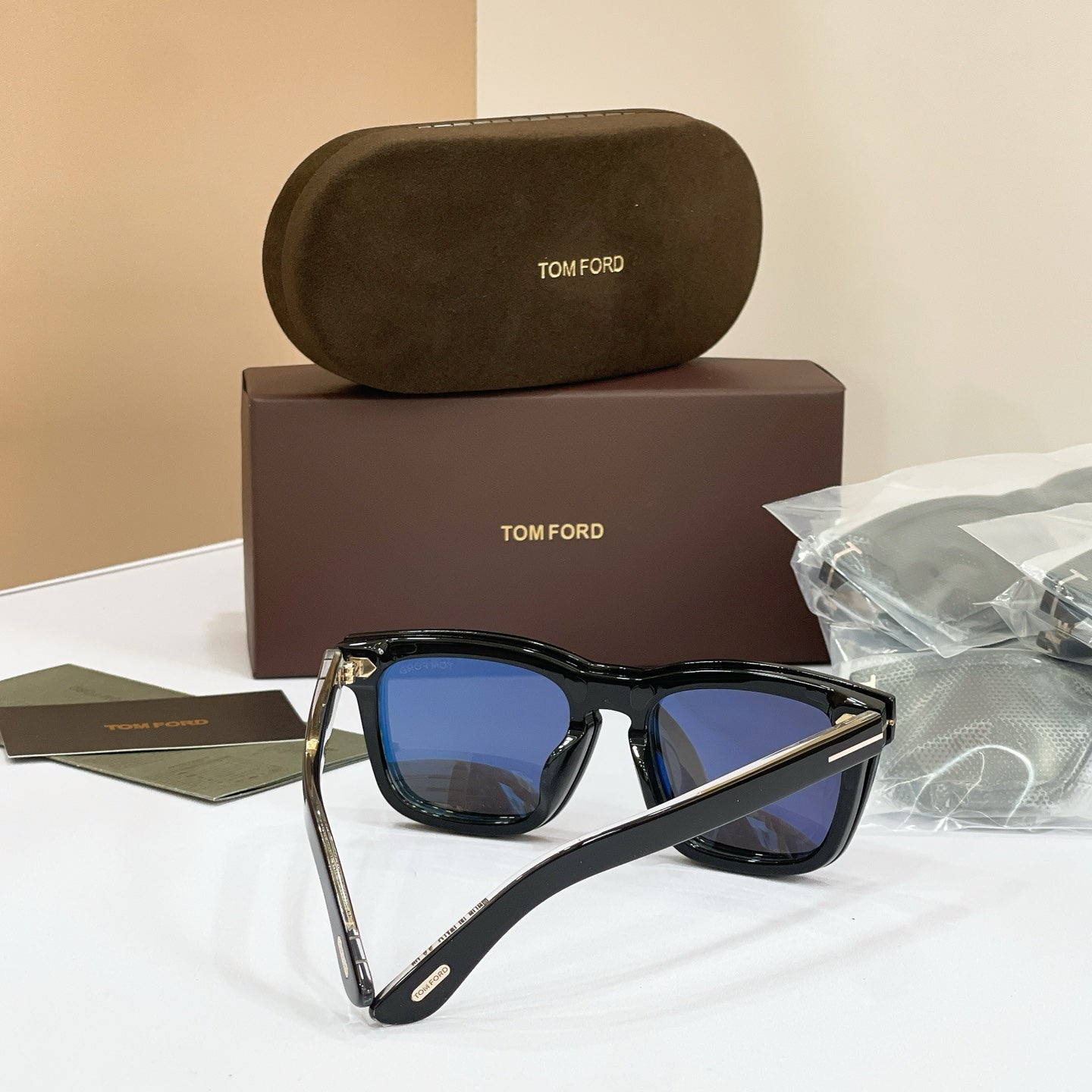 TOM FORD Sunglasses TF6070