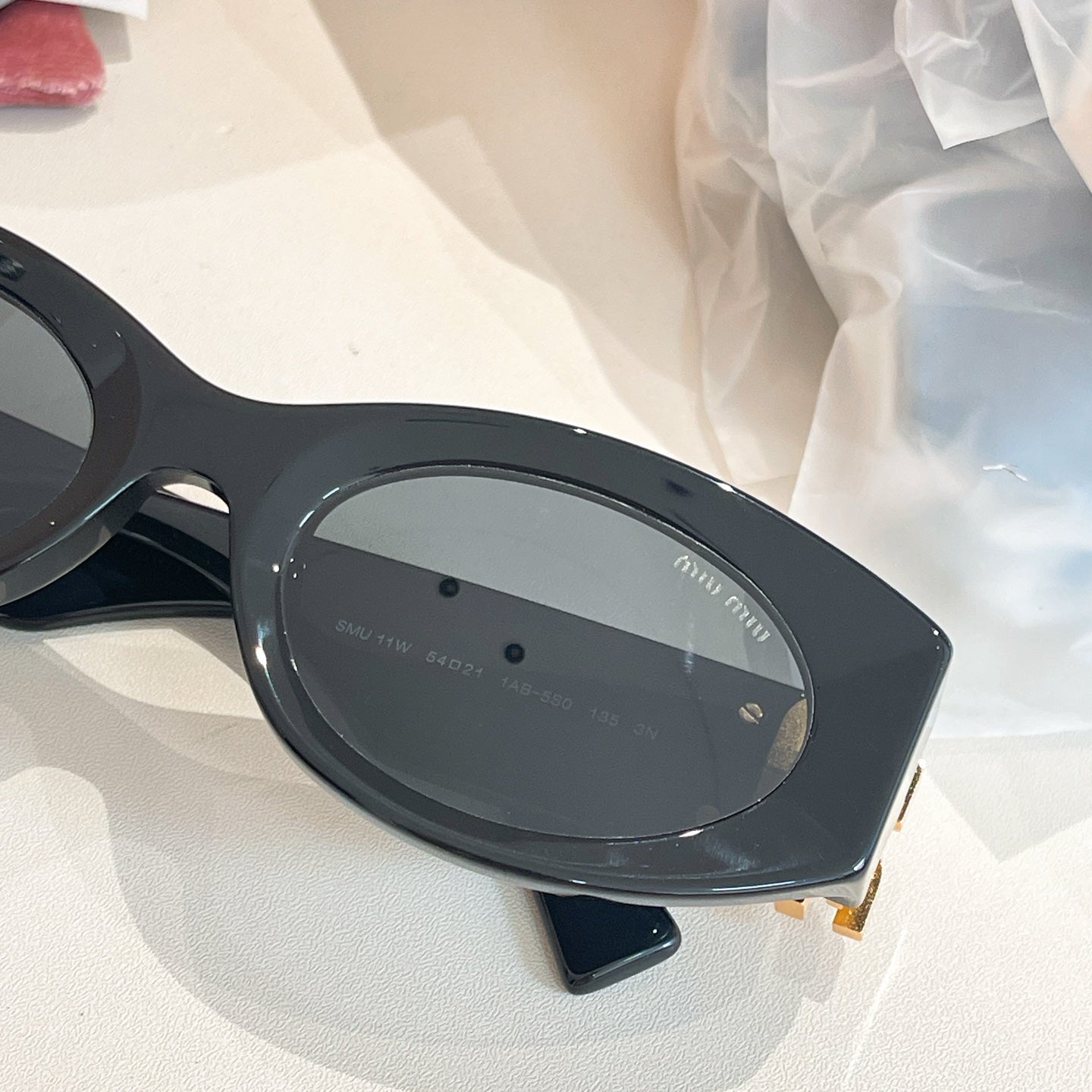 MIU MIU Sunglasses SMU 11W