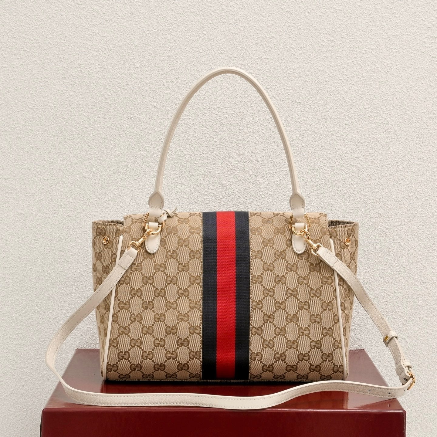 GUCCI GG Paparazzo Medium Shoulder Bag